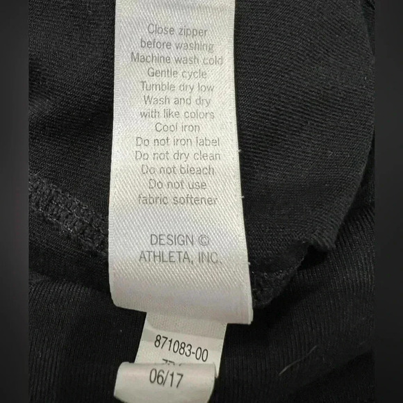 Athleta Black Leggings With Zipper on the Leg Size M - Picture 5 of 5
